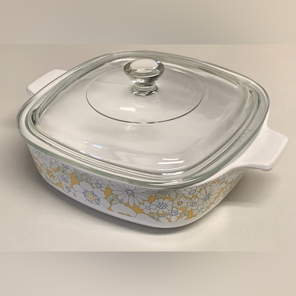 1970 Vintage 2nd Edition Floral Bouquet 1 Qt Corning Ware P 1 B Lidded Casserole